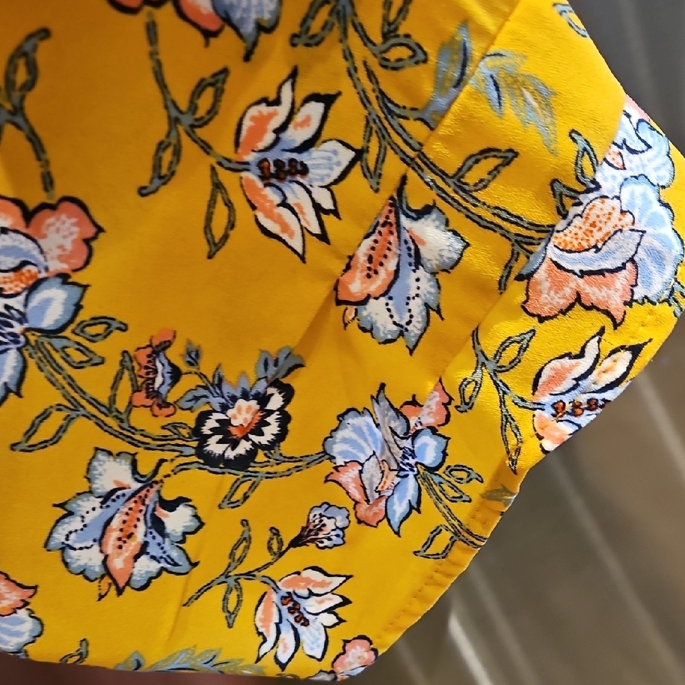 DR2 Yellow Wrap Tie Front Sundress - Picture 5 of 5